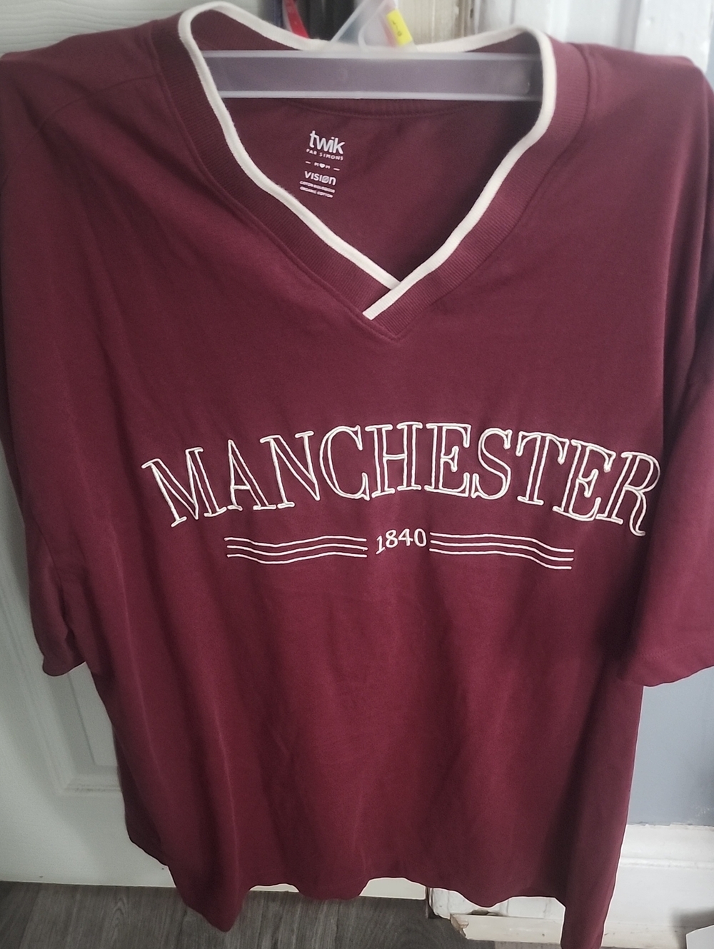 twik Burgundy V-Neck 'Manchester' Graphic Tee with White Trim